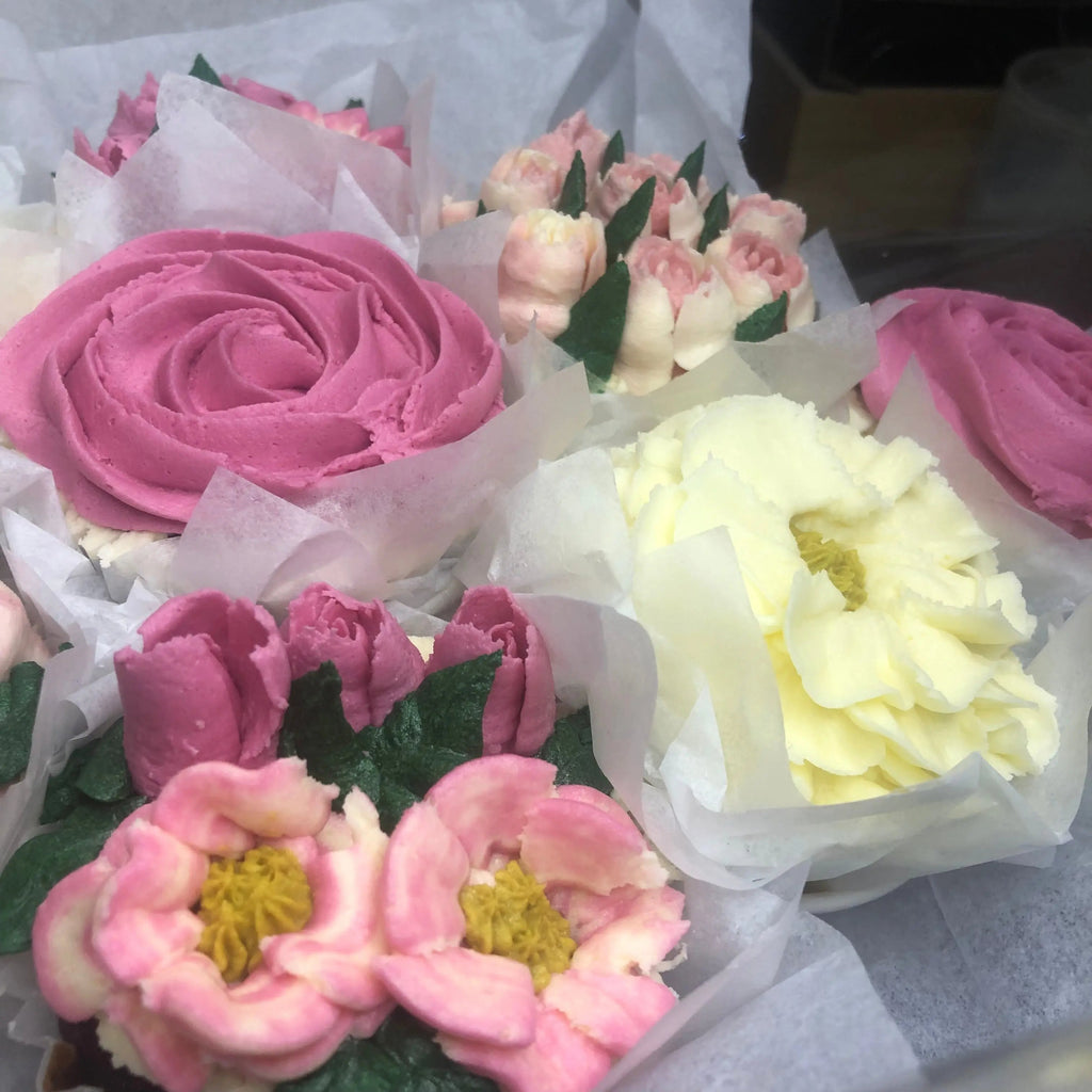 floral cupcakes